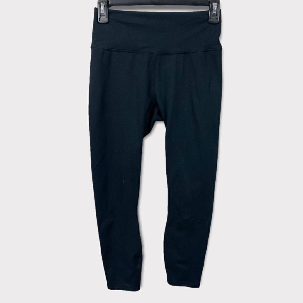 Fabletics Black Cropped High Rise Leggings
